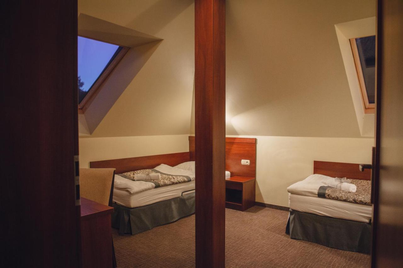 Hotel Nad Borkiem Kosarzyn  Exteriér fotografie